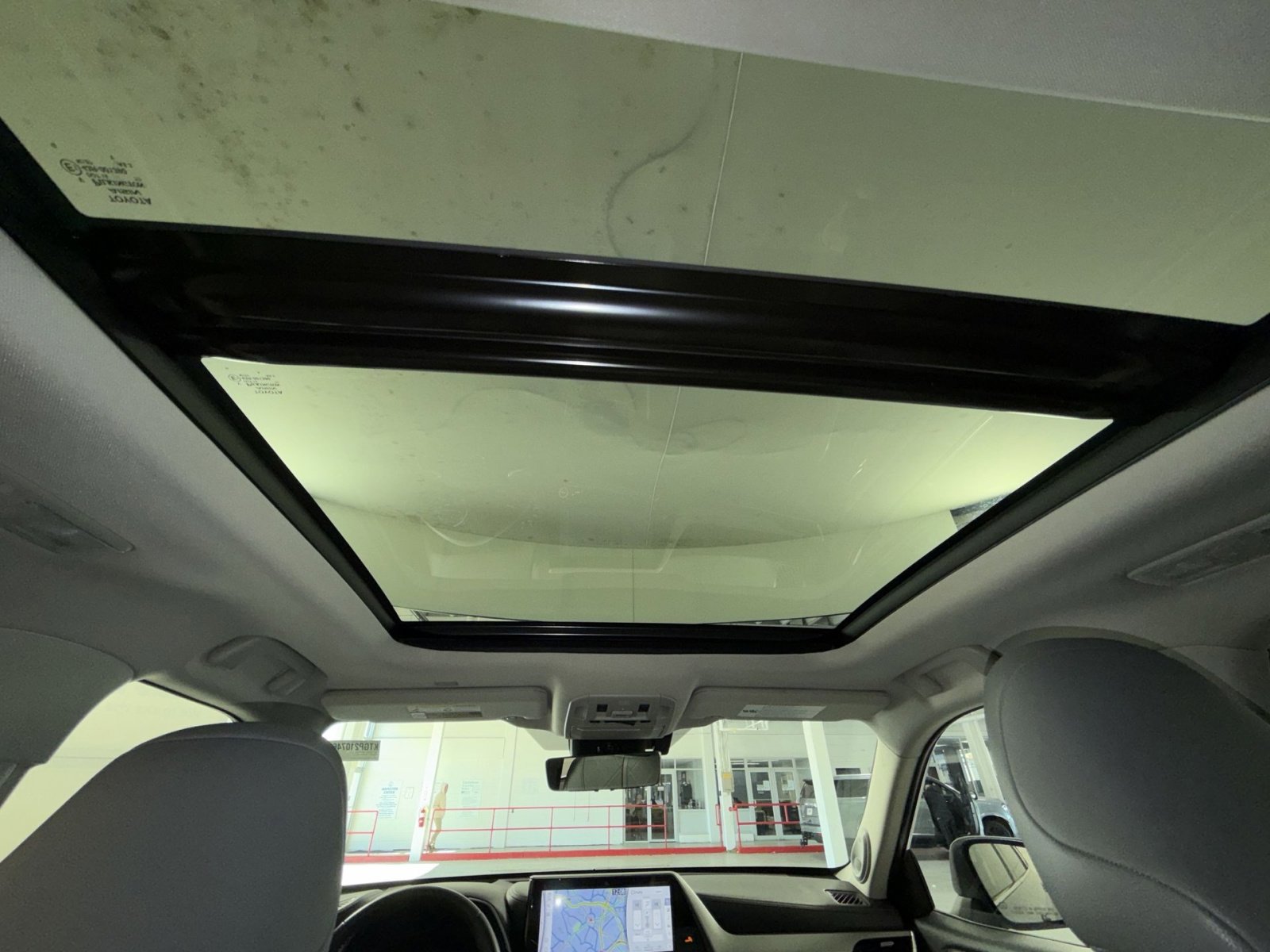 Used 2021 Toyota Highlander Platinum image 24