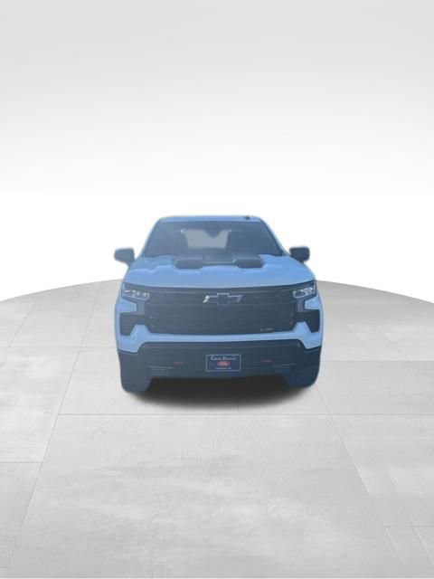 Used 2023 Chevrolet Silverado 1500 LT Trail Boss image 2