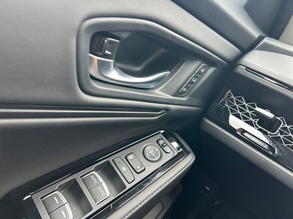 Certified 2025 Honda Accord Touring image 25