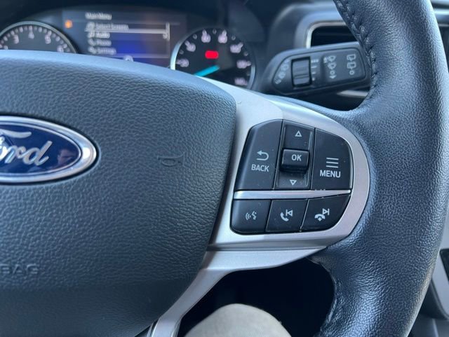Used 2022 Ford Explorer XLT w/ Equipment Group 202A AWD/4WD image 22