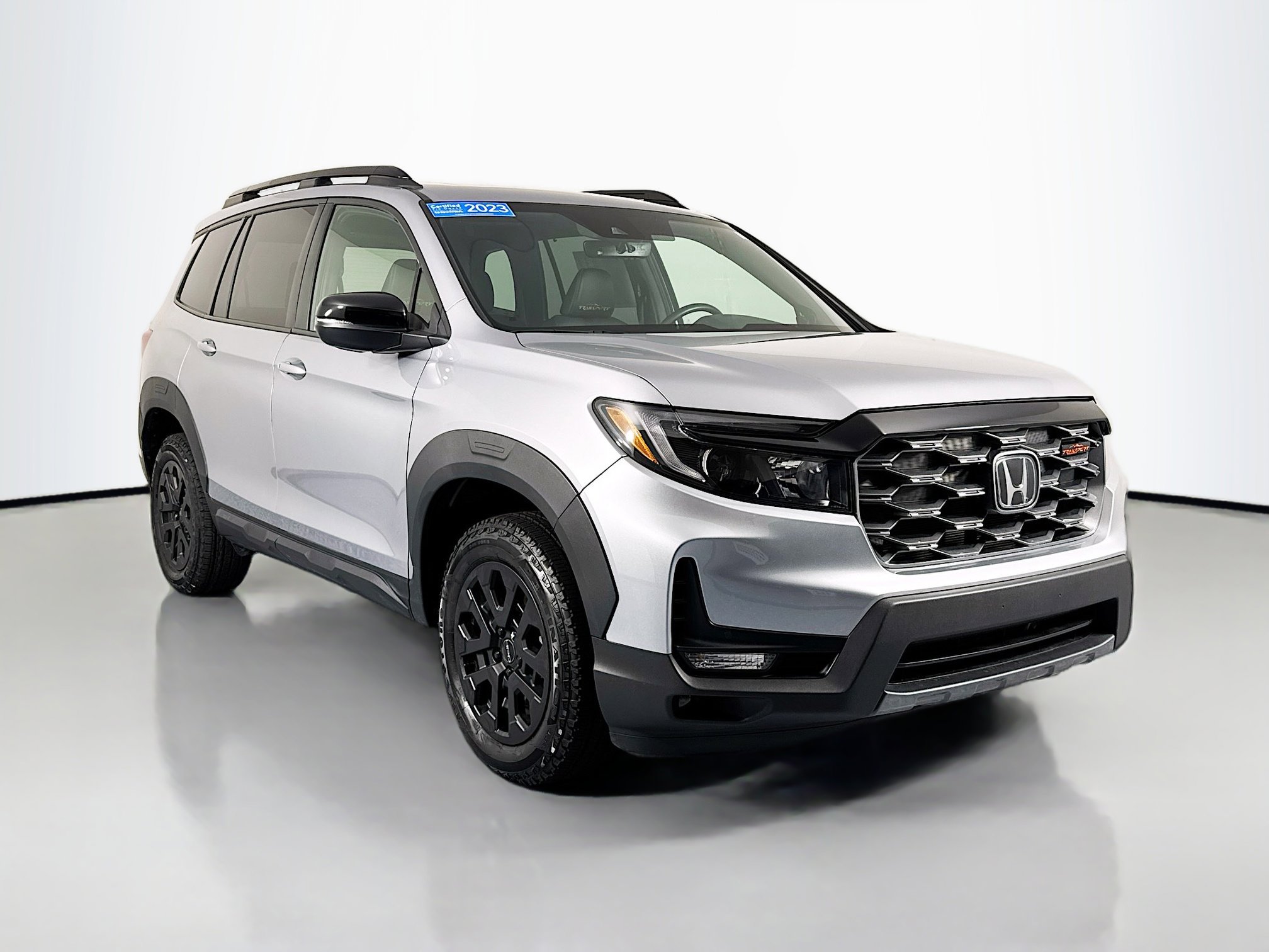 Certified 2023 Honda Passport TrailSport image 3