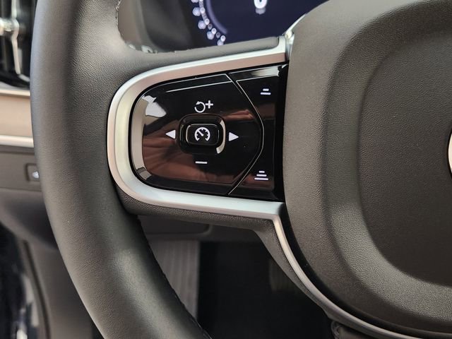 New 2026 Volvo XC90 B5 Core AWD/4WD image 27