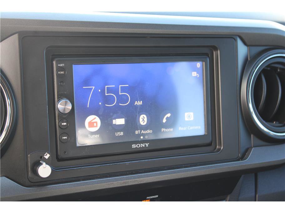 Used 2017 Toyota Tacoma TRD Off-Road w/ Tow Package image 23