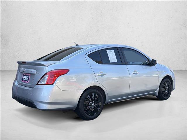 Used 2017 Nissan Versa SV FWD image 5