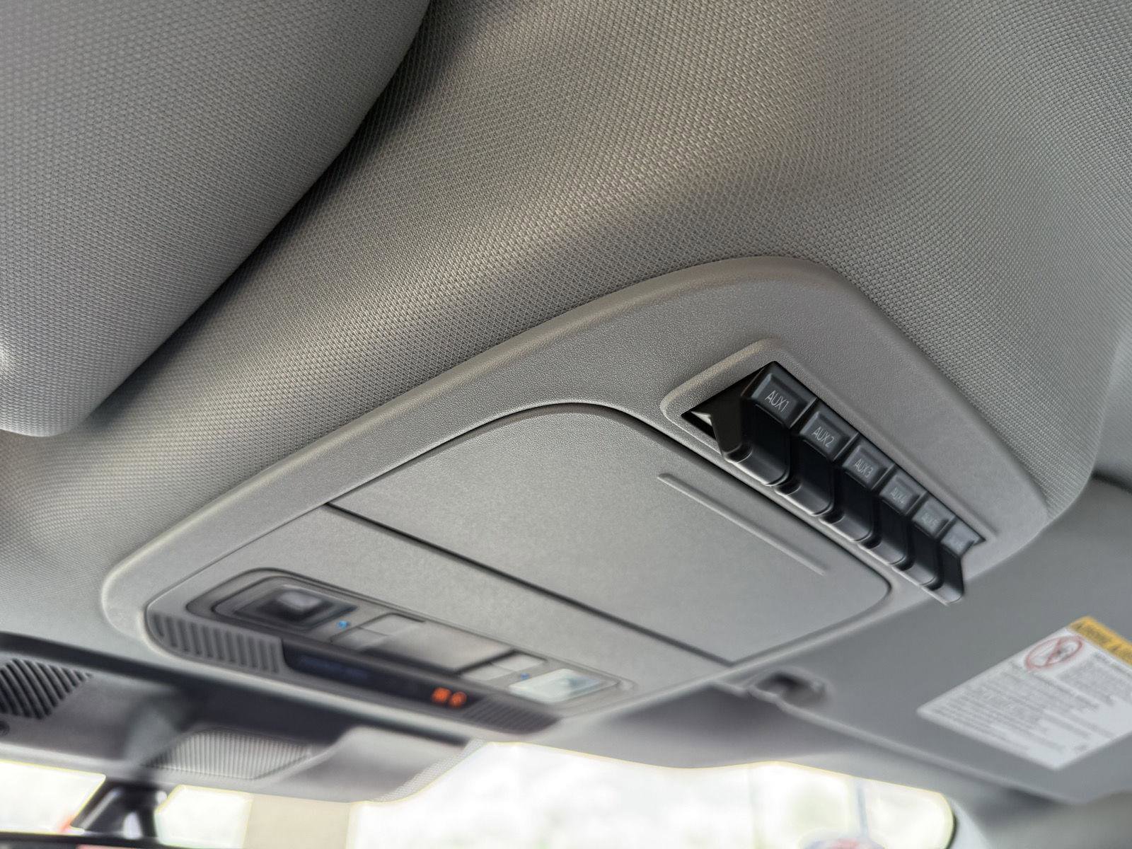 New 2026 Ford F550 4x4 Crew Cab image 20