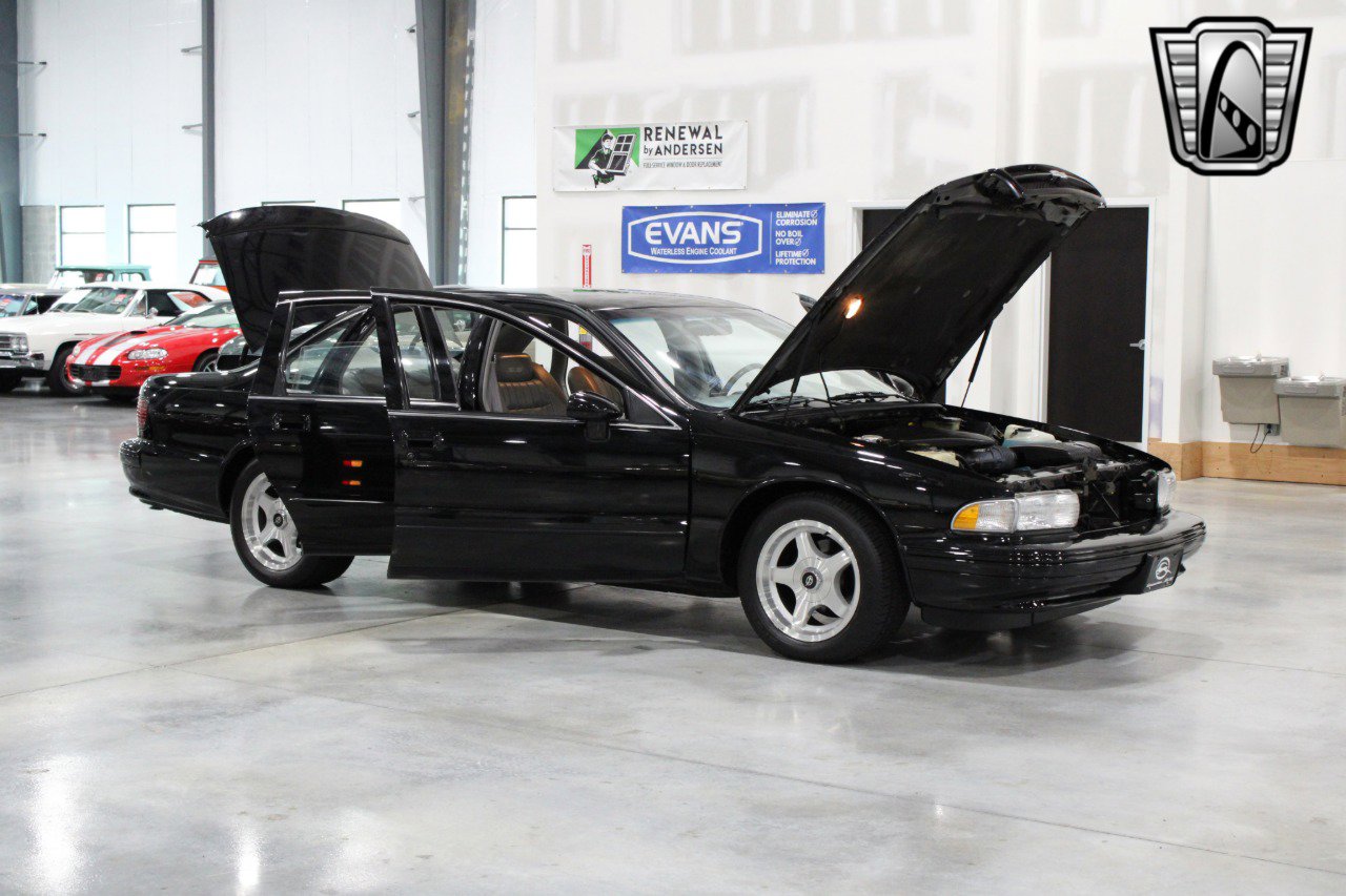 Used 1994 Chevrolet Impala SS image 20