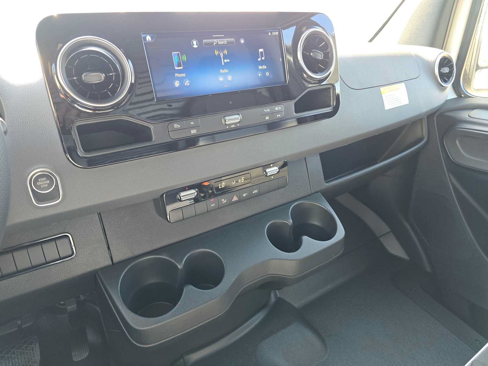 New 2026 Mercedes-Benz Sprinter 2500 image 33