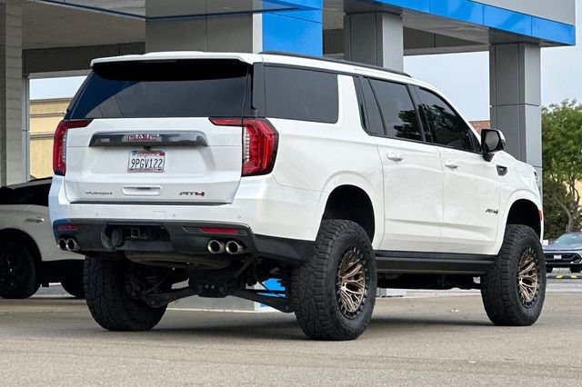 Used 2024 GMC Yukon XL AT4 w/ Technology Package AWD/4WD image 5
