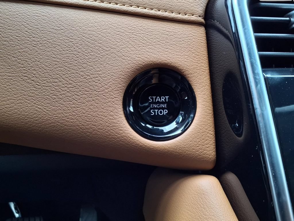 New 2026 Nissan Armada SL w/ Captain's Chari Seat Package AWD/4WD image 8