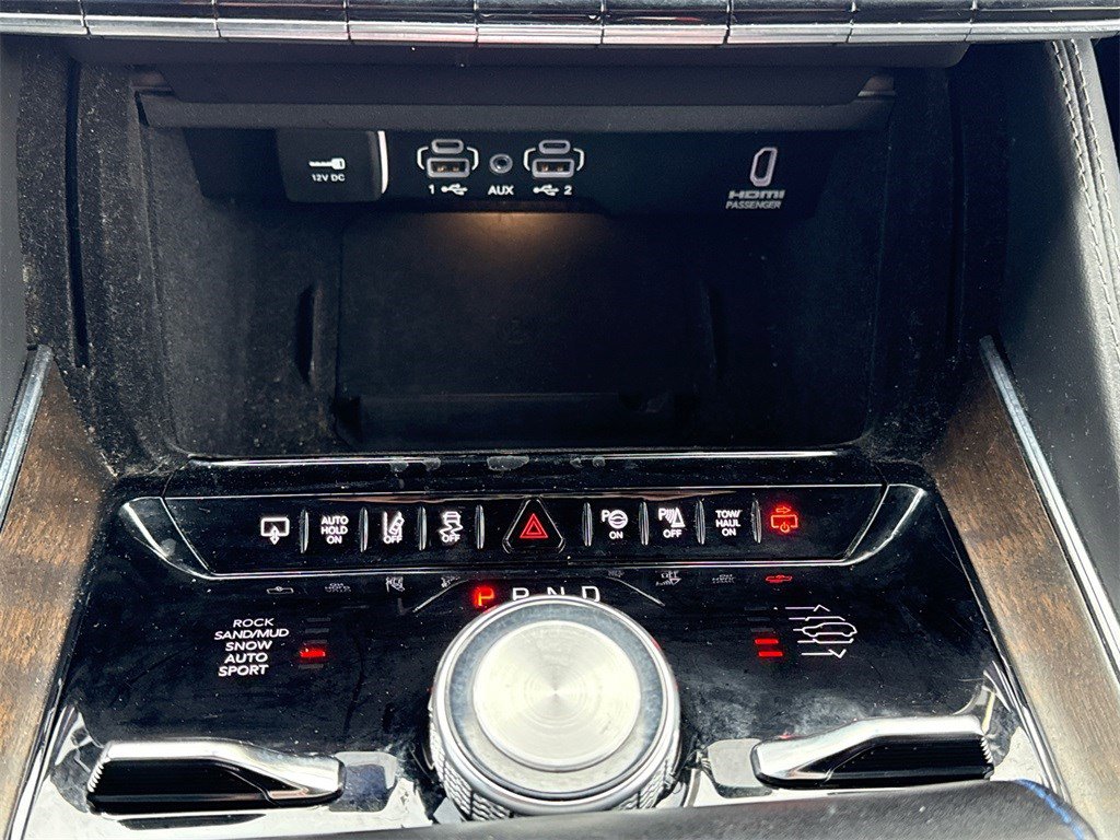 Used 2022 Jeep Grand Wagoneer Series I image 32