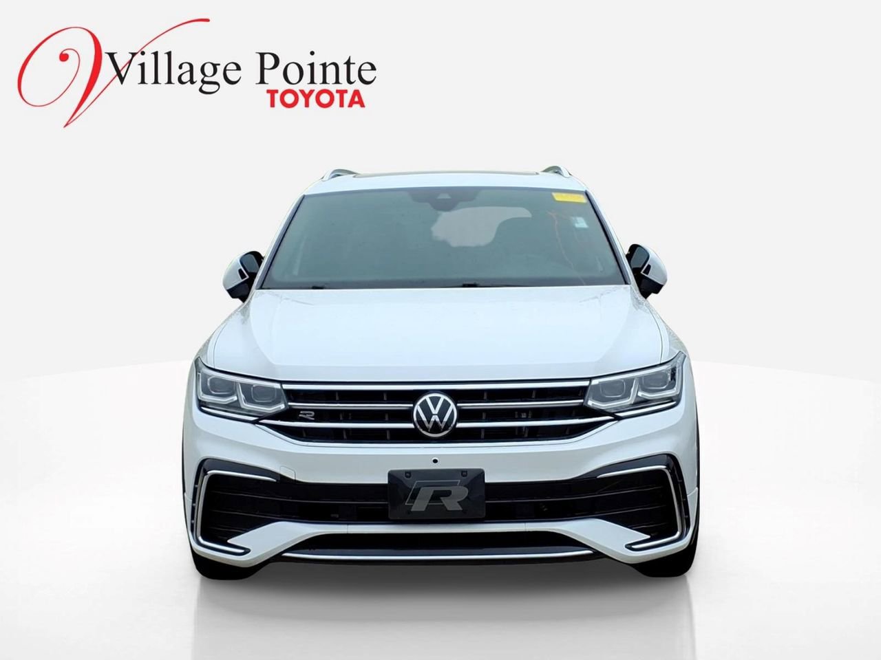 Used 2022 Volkswagen Tiguan SEL R-Line AWD/4WD image 2