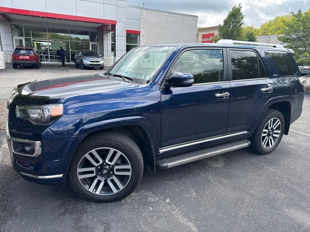Used 2023 Toyota 4Runner Limited AWD/4WD image 3