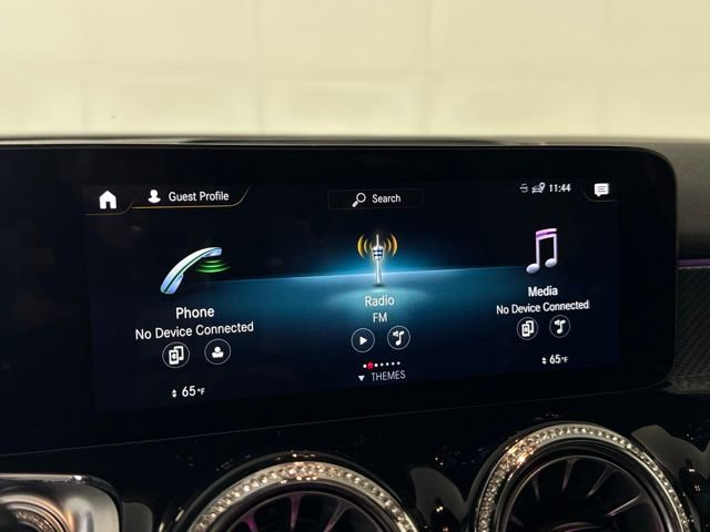 Used 2022 Mercedes-Benz GLB 250 image 26