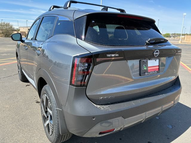 New 2026 Nissan Kicks SV w/ Charging Package FWD image 4