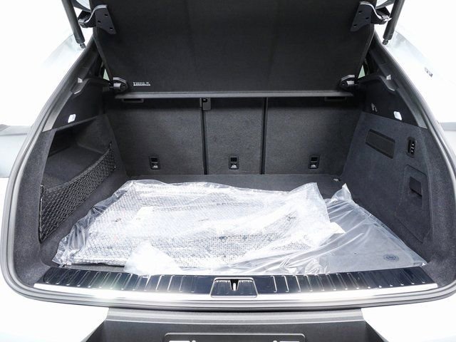 New 2026 Porsche Cayenne Coupe image 32