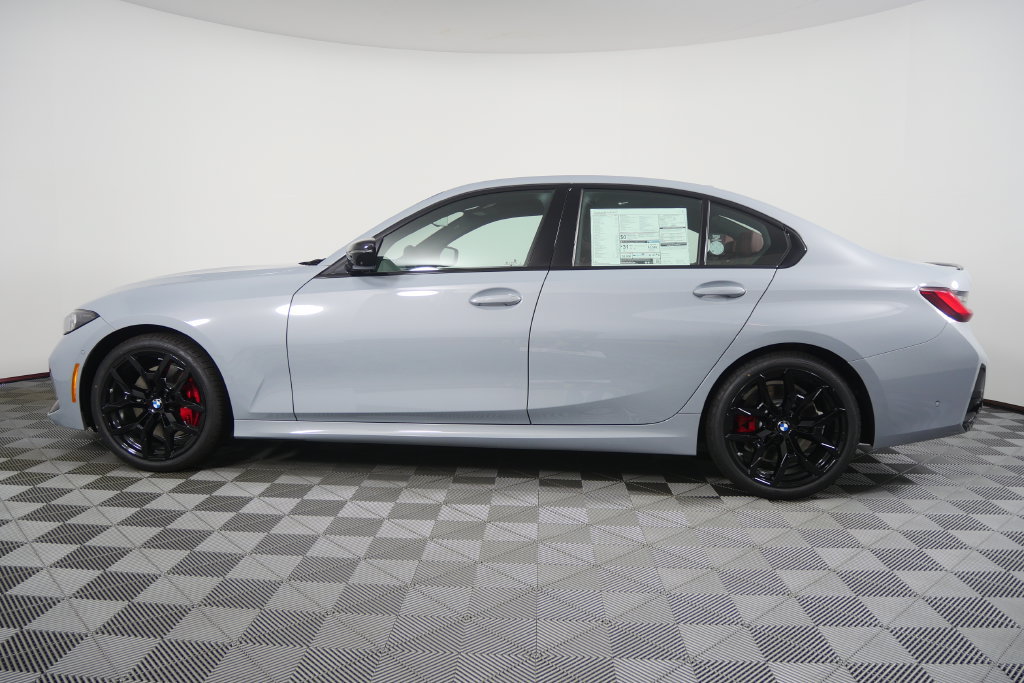 New 2026 BMW 330i Sedan w/ M Sport Package RWD image 7