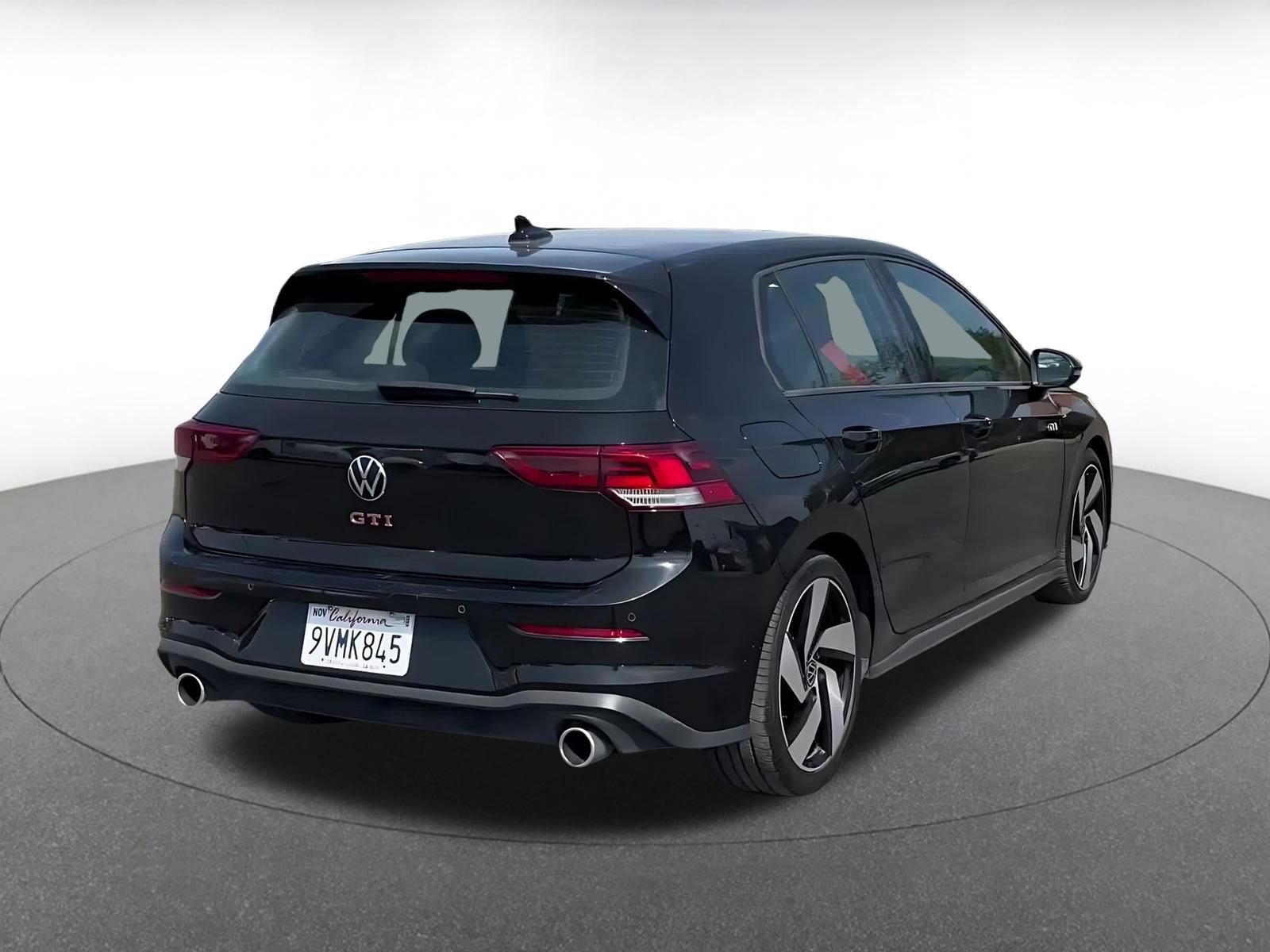 Used 2026 Volkswagen Golf S FWD image 11