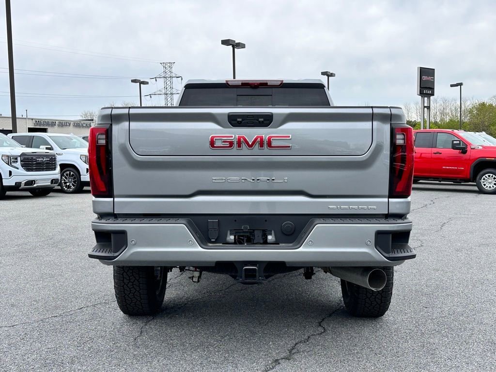 New 2026 GMC Sierra 3500 Denali w/ Denali Reserve Package AWD/4WD image 8