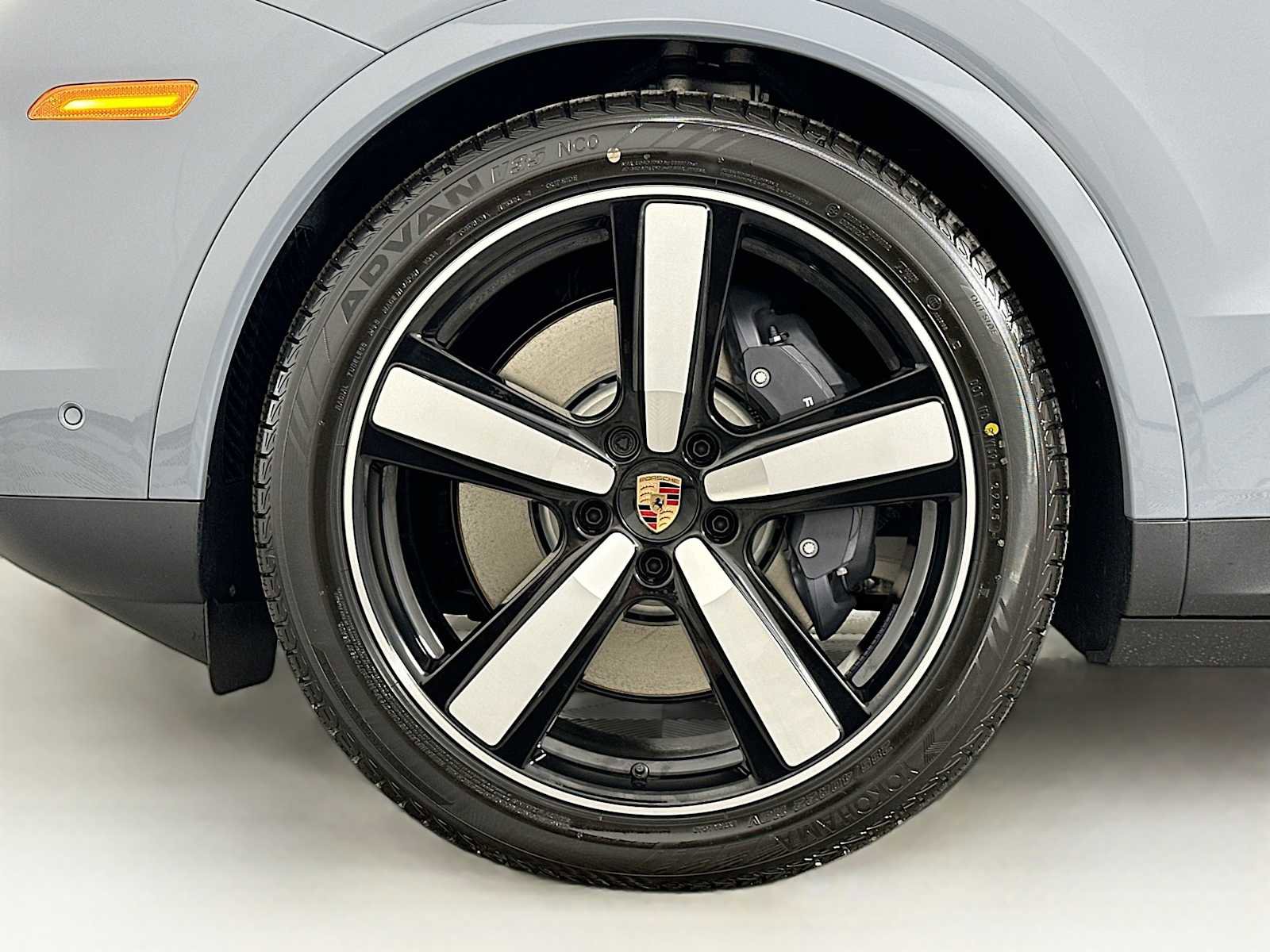 New 2026 Porsche Cayenne E-Hybrid image 32