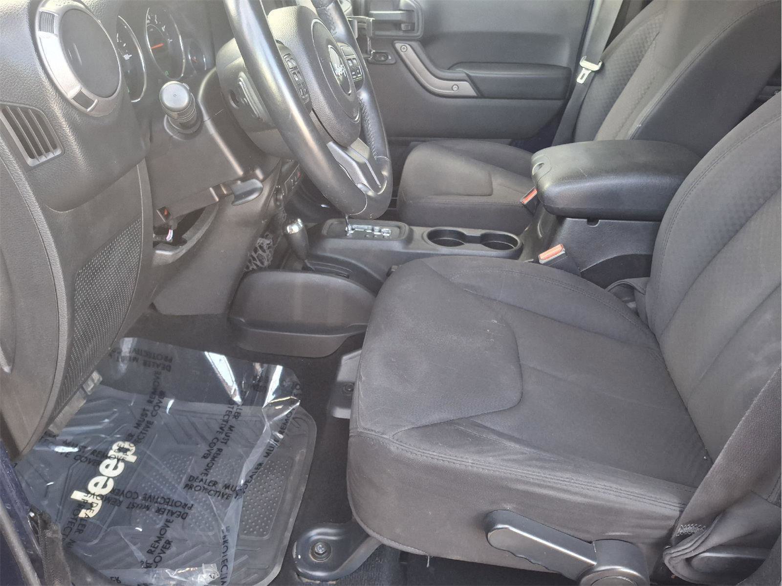 Used 2013 Jeep Wrangler Unlimited Sport image 10