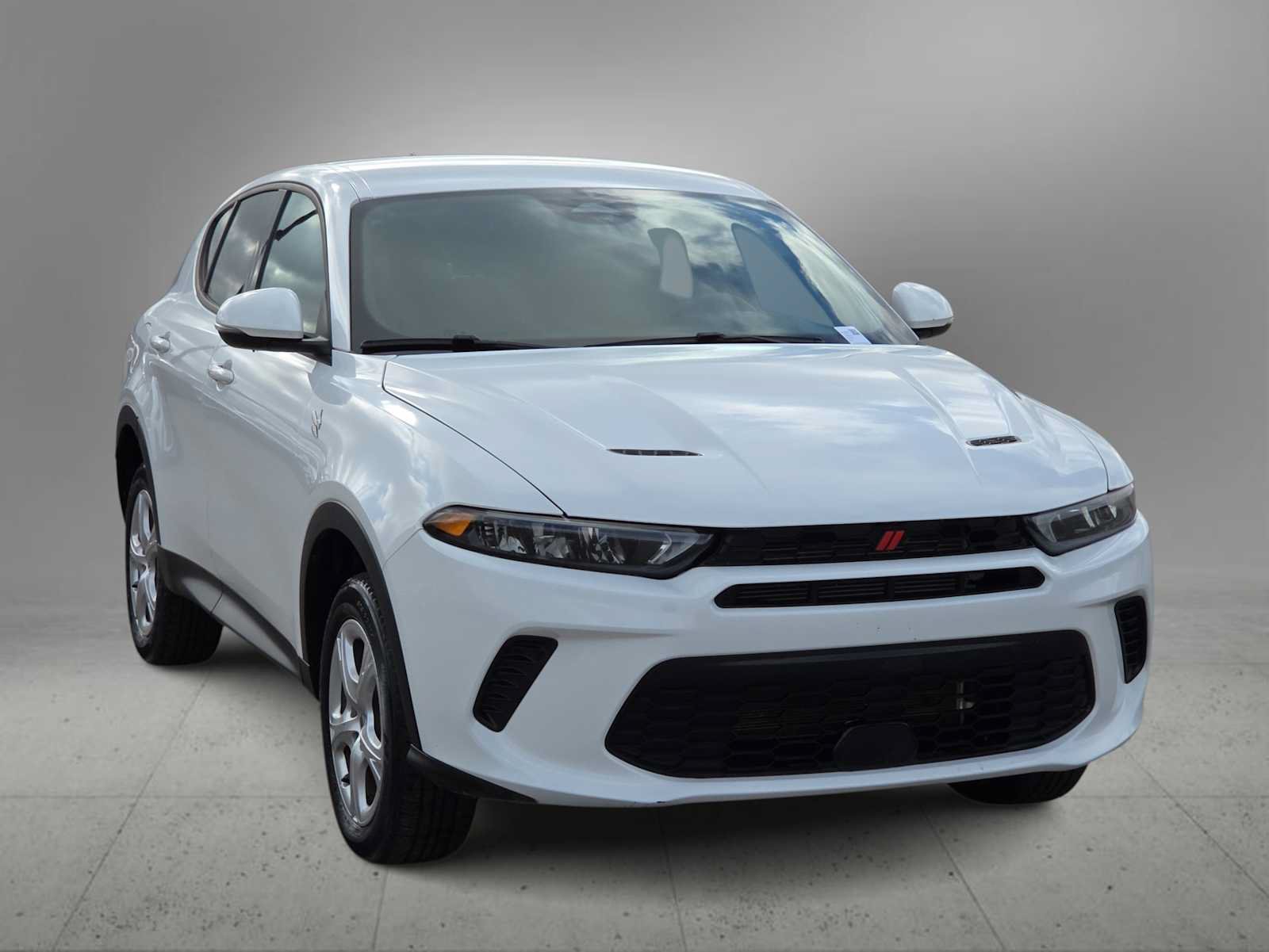 Used 2024 Dodge Hornet GT AWD/4WD image 3