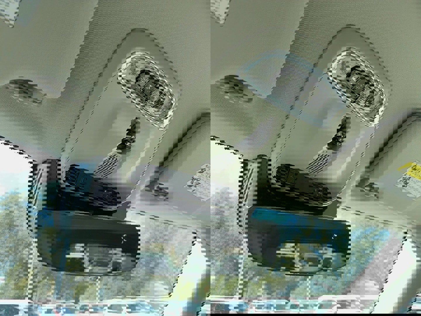 Used 2021 Volvo XC90 T5 Momentum w/ Protection Package Premier image 22