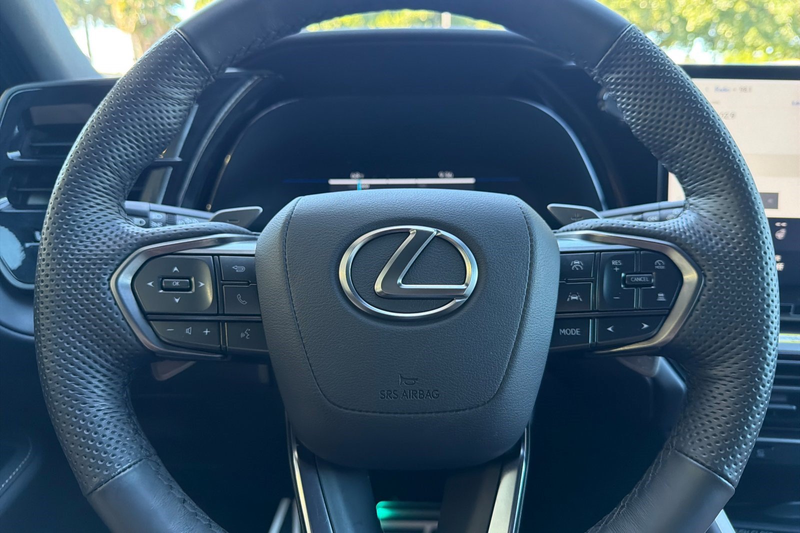 Certified 2026 Lexus TX 500h AWD w/ Technology Package image 30