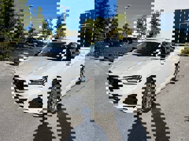 Used 2023 Acura TLX w/ Technology Package image 2