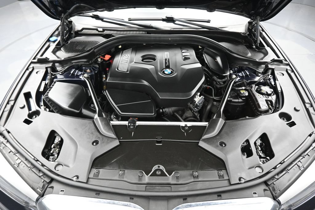 Used 2018 BMW 530i xDrive AWD/4WD image 50