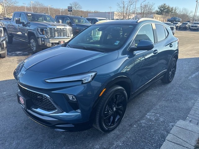 Used 2024 Buick Encore GX Sport Touring w/ Advanced Technology Package image 3