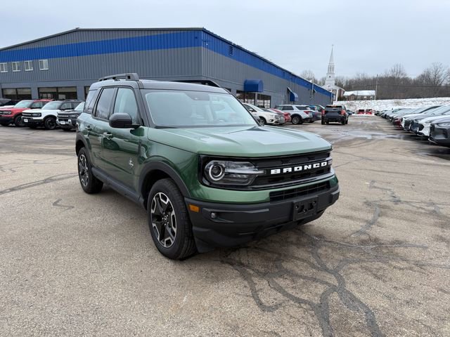 Used 2024 Ford Bronco Sport Outer Banks w/ Tech Package AWD/4WD image 1