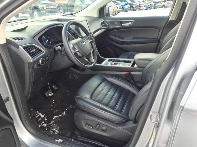 Used 2024 Ford Edge SEL w/ Convenience Package image 15