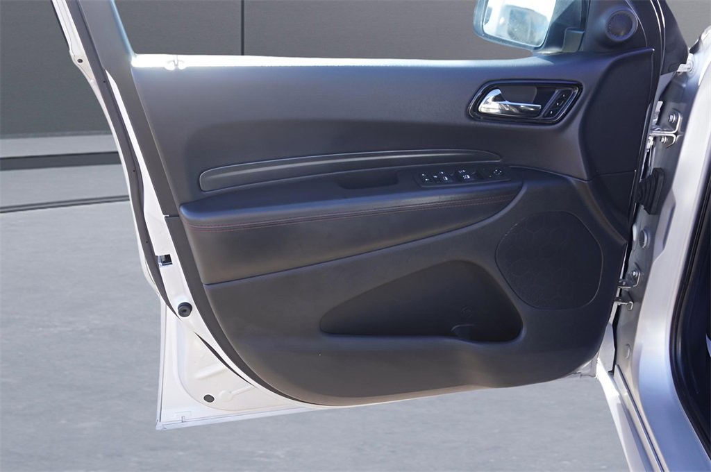 Used 2023 Dodge Durango GT image 32