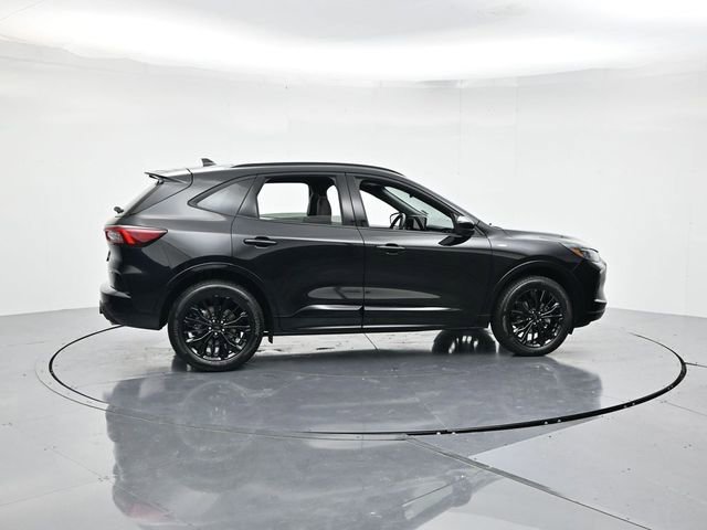 New 2025 Ford Escape ST-Line Elite w/ Premium Technology Package image 3