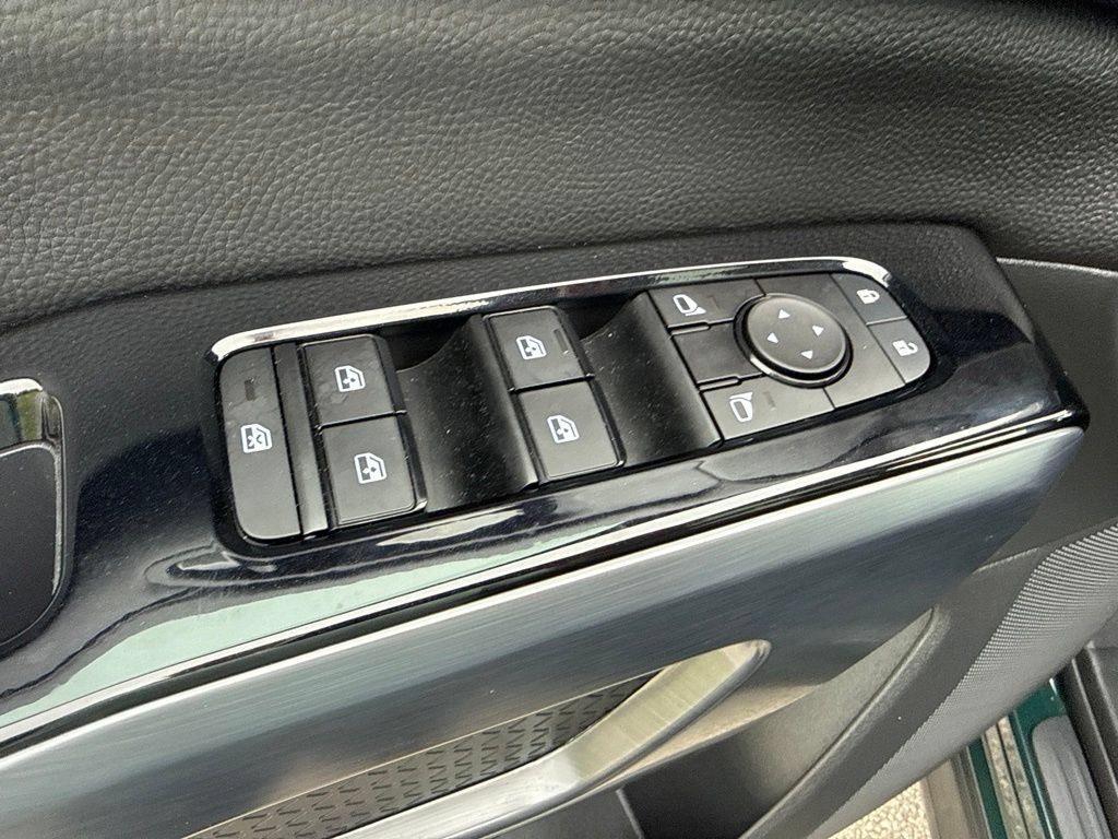Certified 2023 Nissan Pathfinder SL w/ SL Premium Package AWD/4WD image 13