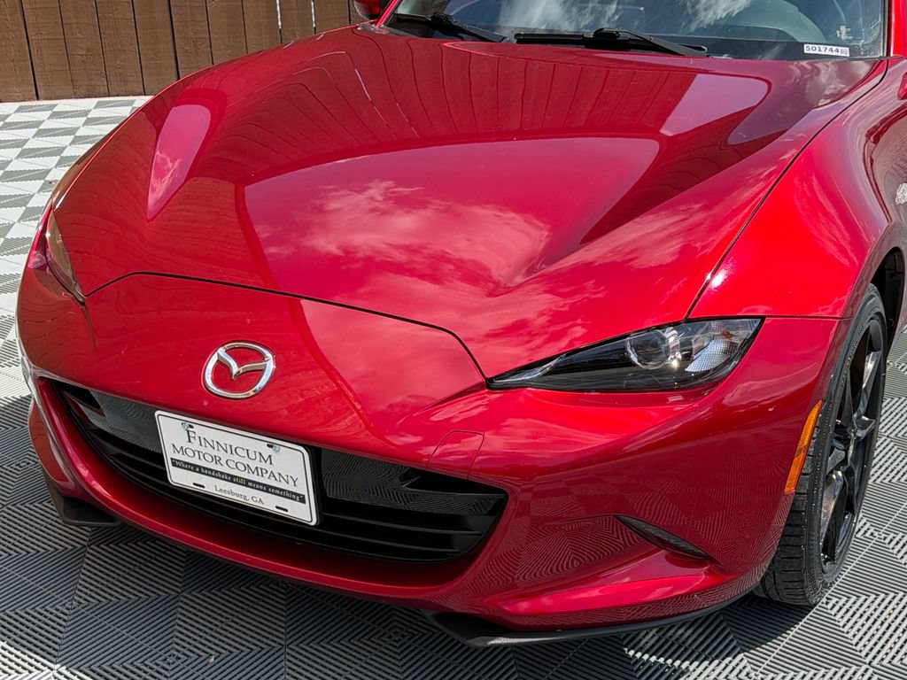 Used 2022 MAZDA MX-5 Miata RF Grand Touring w/ Weather Package RWD image 18