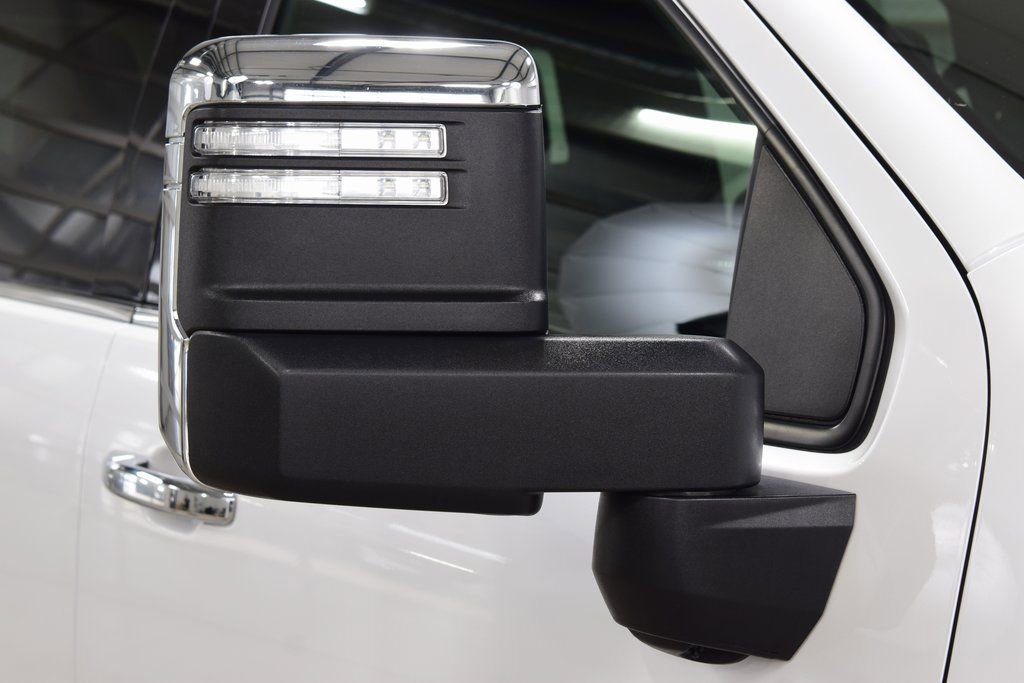 Used 2024 Chevrolet Silverado 2500 High Country w/ Technology Package image 19