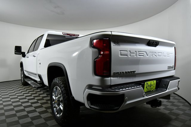 Used 2024 Chevrolet Silverado 3500 High Country w/ Technology Package image 13