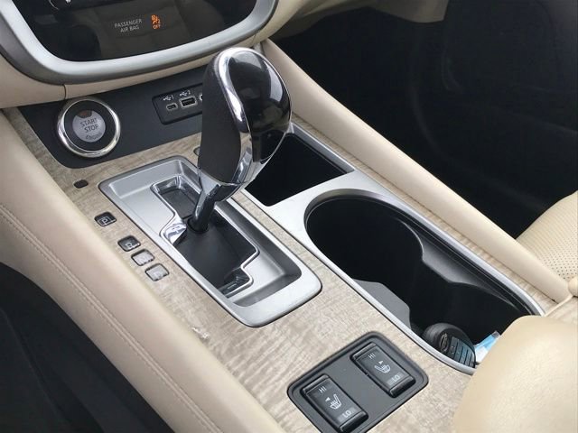 Used 2023 Nissan Murano SL AWD/4WD image 12
