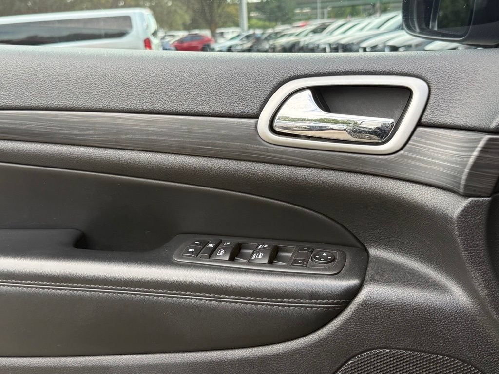 Used 2022 Jeep Grand Cherokee Laredo X AWD/4WD image 19