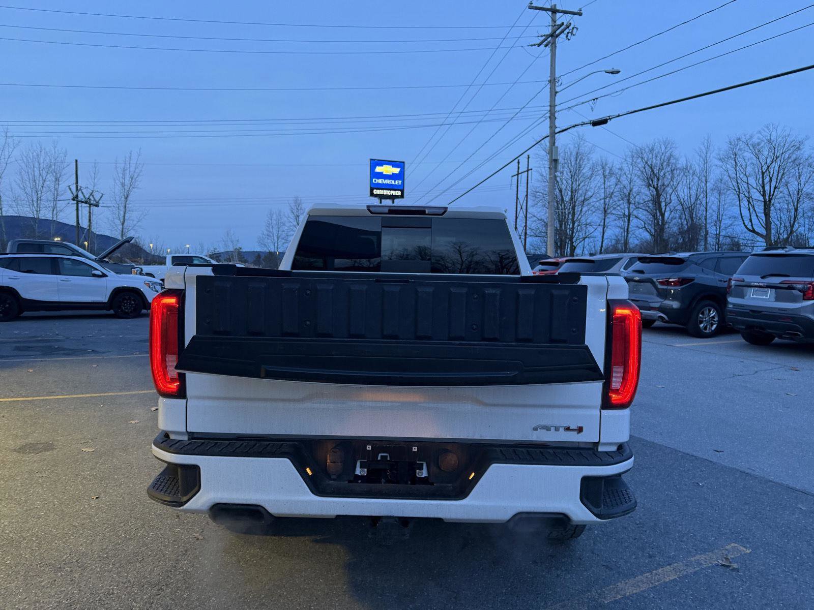 Used 2021 GMC Sierra 1500 AT4 w/ AT4 Preferred Package image 24