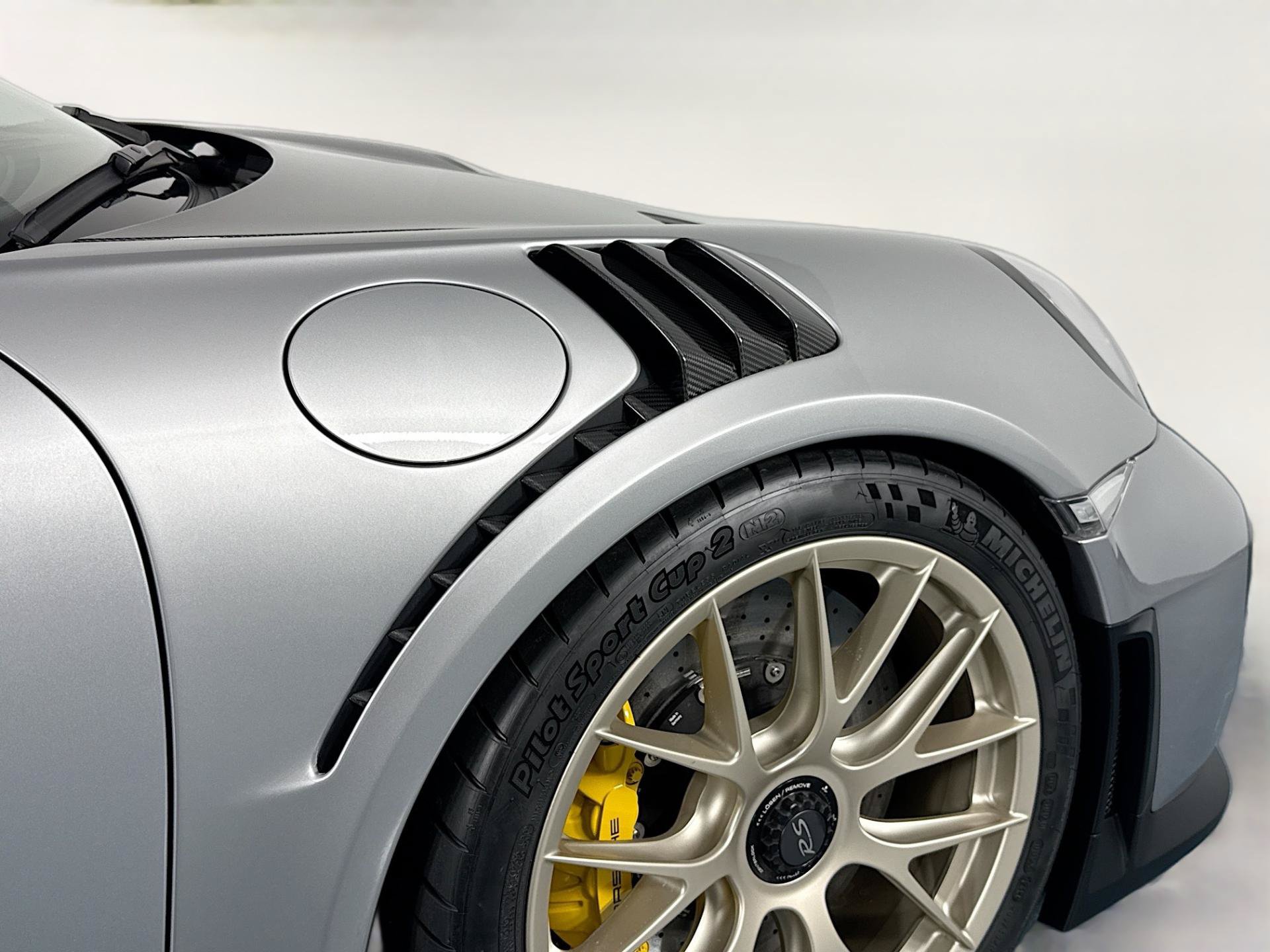 Used 2018 Porsche 911 GT2 RS RWD image 73