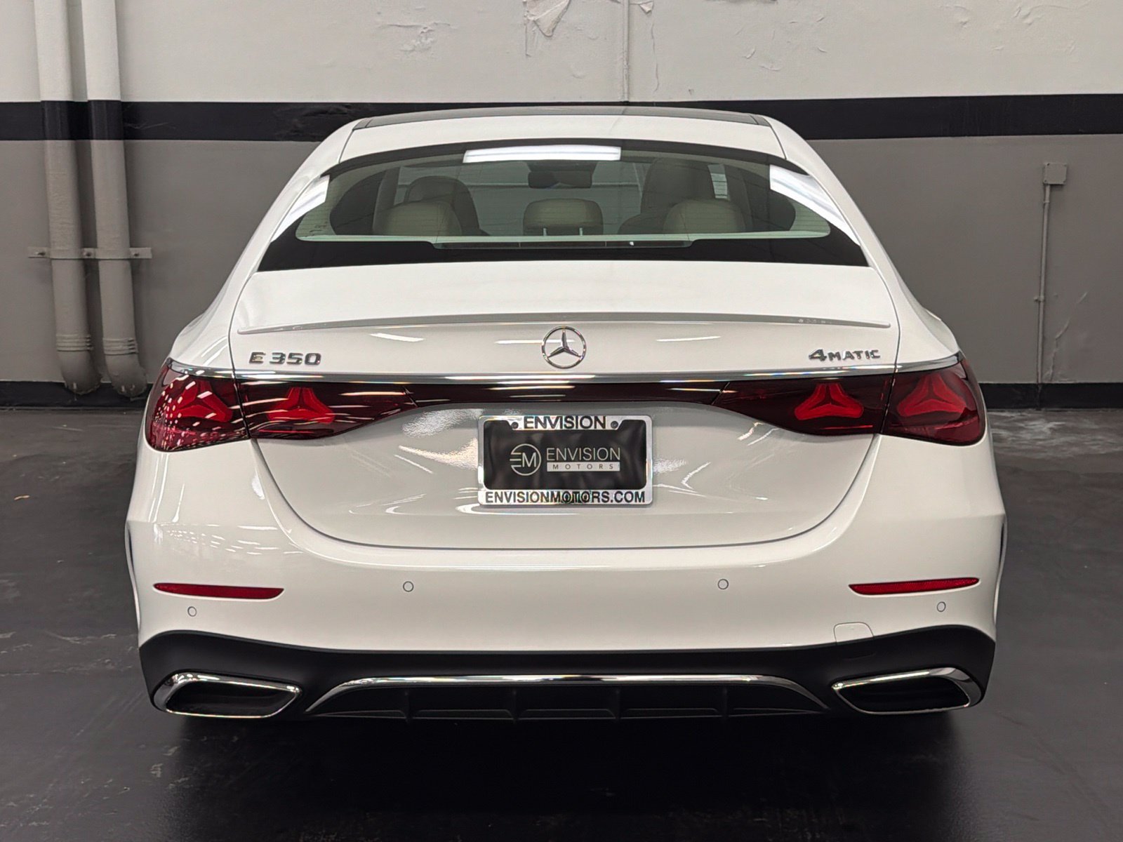 Used 2024 Mercedes-Benz E 350 4MATIC Sedan image 11