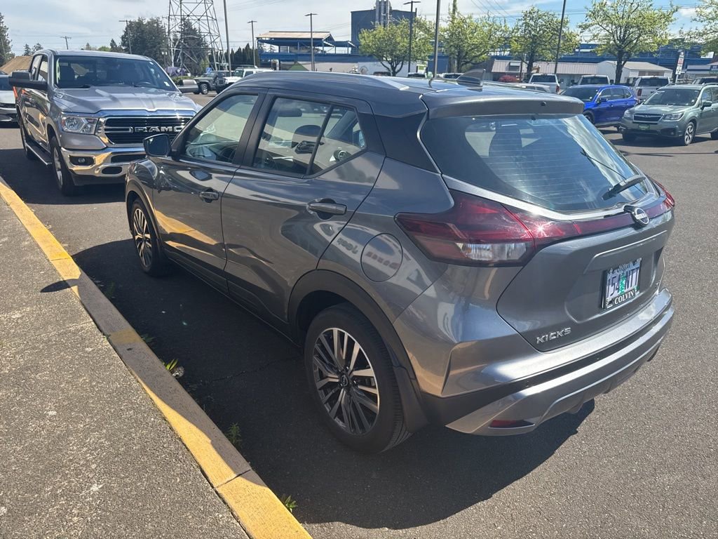 Used 2022 Nissan Kicks SV FWD image 5