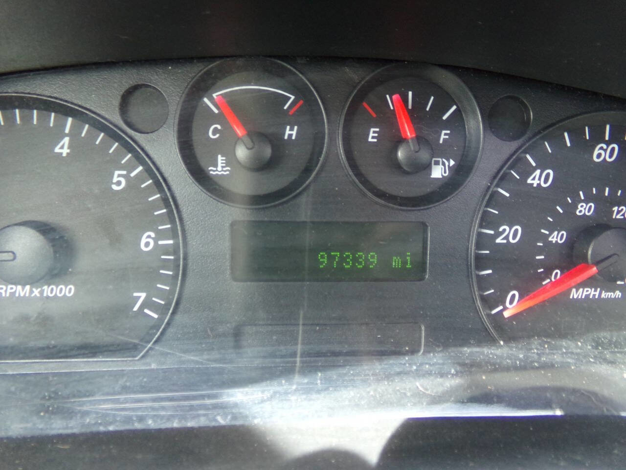 Used 2004 Ford Taurus SEL image 6