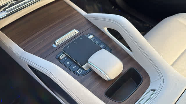 Certified 2026 Mercedes-Benz GLE 450 4MATIC image 24