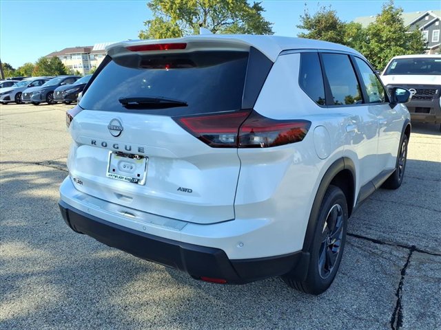 New 2026 Nissan Rogue SV image 7