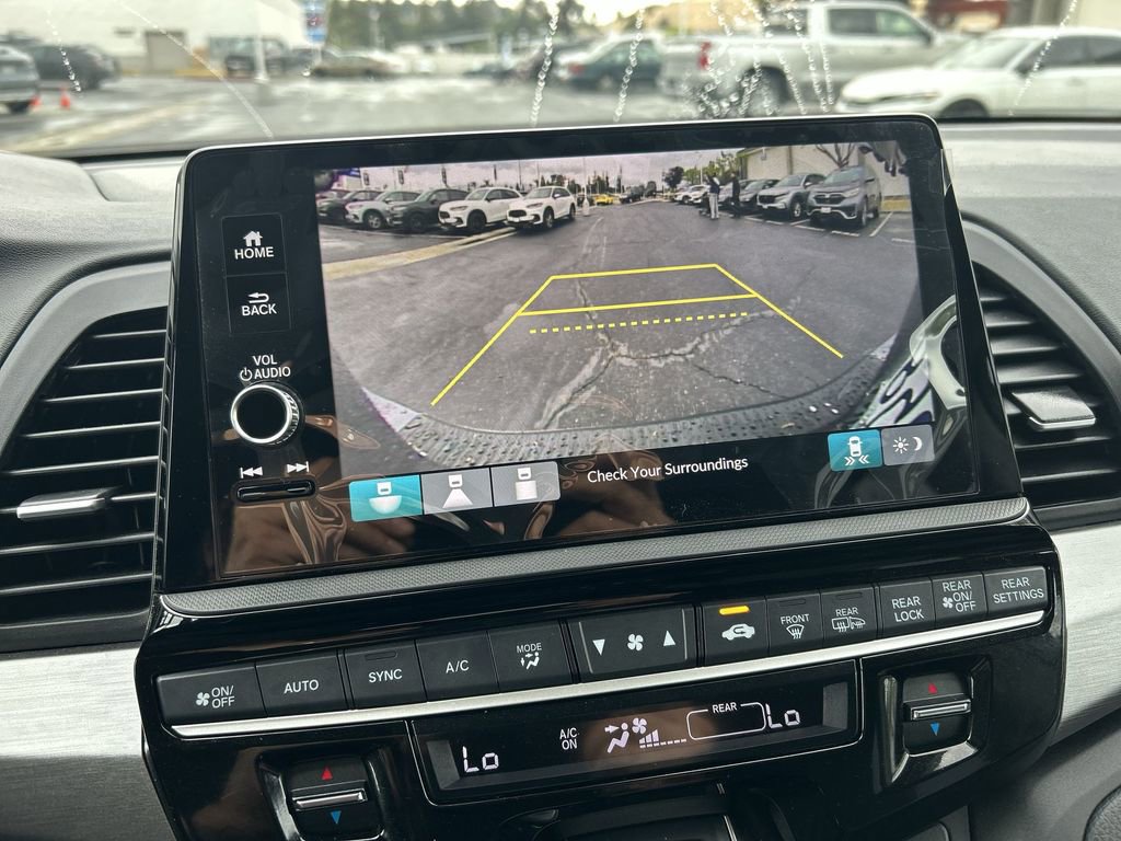 Certified 2025 Honda Odyssey EX-L image 17