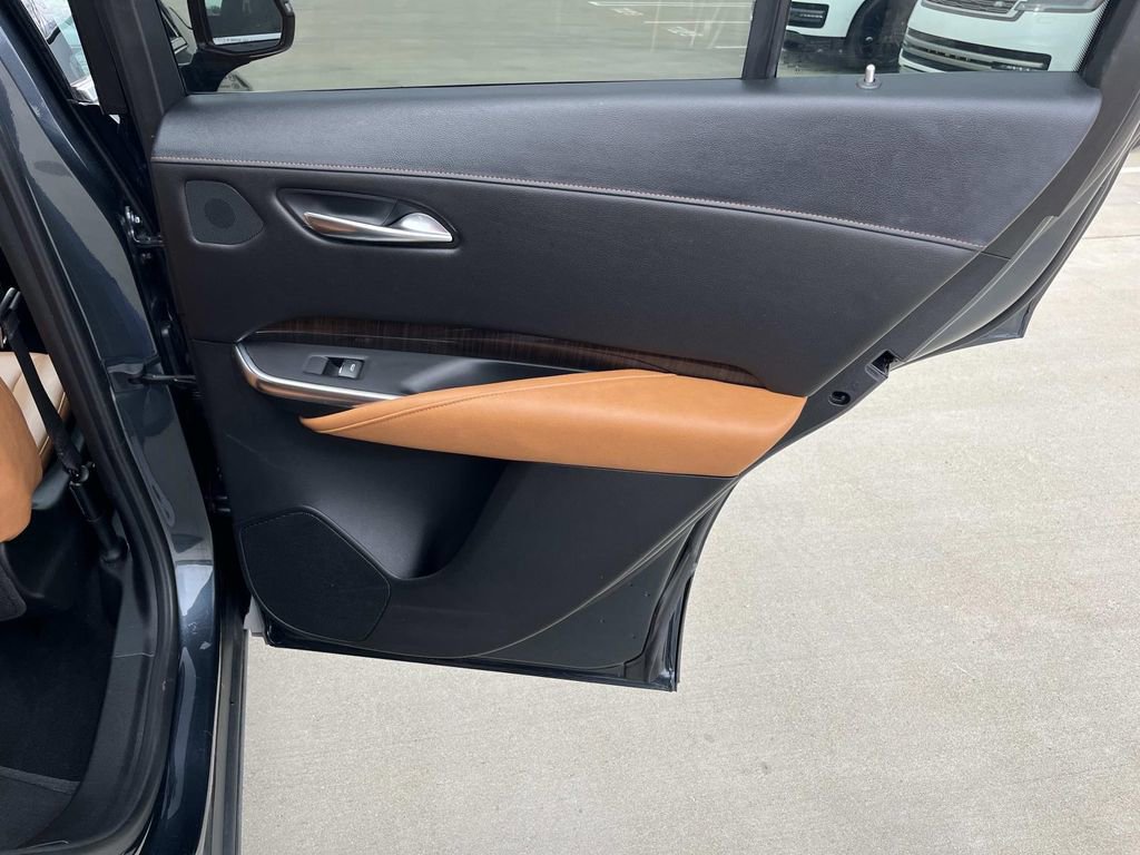 Used 2021 Cadillac XT4 Premium Luxury image 20