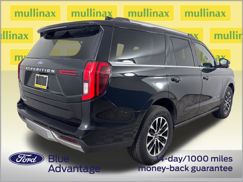 Certified 2025 Ford Expedition Platinum AWD/4WD image 4